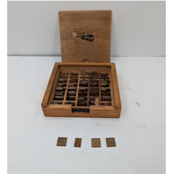 Gravograph Miscellaneous BRASS letters Typeset Printer 3/4" tall 2 LBS woodbox - Picture 1 of 9